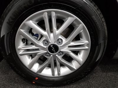 Grijs Occasion 2023 Kia Picanto Hatchback | € 18.150 (Eerlijke prijs)