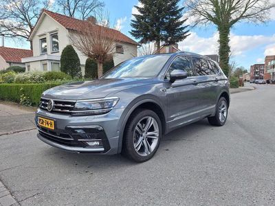 tweedehands VW Tiguan R-LINE|GRIJS KENTEKEN|FULL OPTIONS!