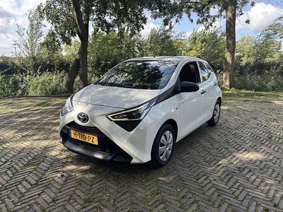 Wit Occasion 2020 Toyota Aygo Hatchback | € 9.500 (Eerlijke prijs)
