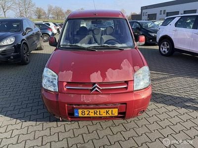 Rood Occasion 2005 Citroën Berlingo MPV | € 750 (Super prijs)