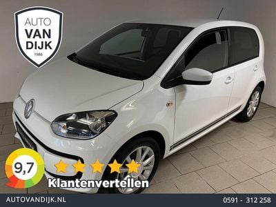 Wit Gebruikt 2015 VW up! CLUB Hatchback | € 7.885 (Eerlijke prijs)