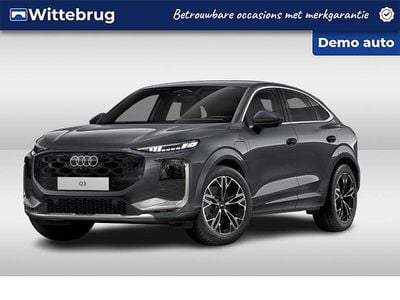 Grijs Nieuw 2026 Audi Q3 SUV | € 65.950 (Duur)
