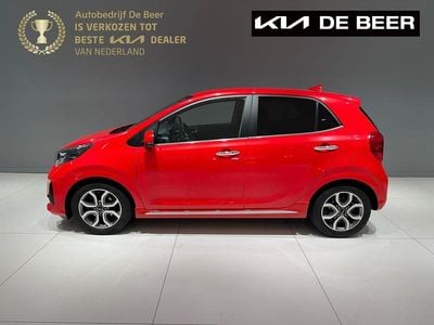 Rood (metallic) Occasion 2022 Kia Picanto GT-Line Hatchback | € 18.445 (Eerlijke prijs)
