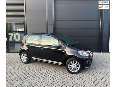 tweedehands VW up! UP! 1.0 CLUB| PANO | STOELVERWARMING | ARICO | ZWART HEMEL