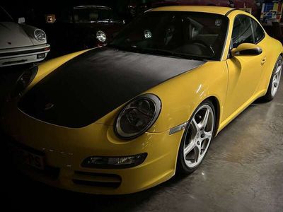 Porsche 911 Carrera