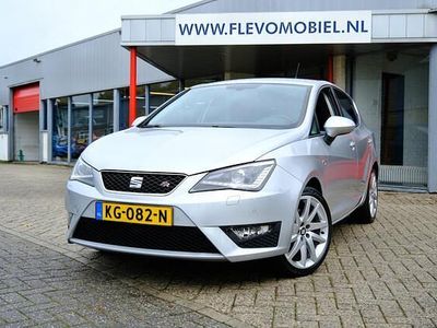 Grijs Occasion 2017 Seat Ibiza CONNECT Hatchback | € 12.350 (Eerlijke prijs)