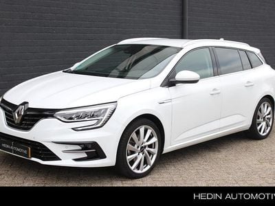 Wit Gebruikt 2021 Renault Mégane GrandTour Intens Stationwagen | € 19.780 (Eerlijke prijs)