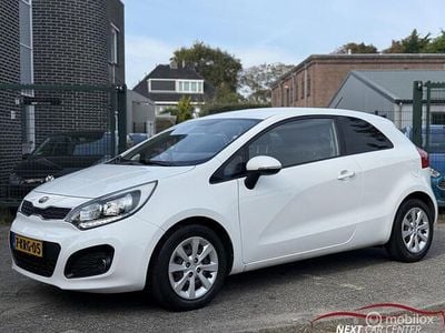 Occasion Kia Rio Comfort 86 PK (63 kW) 2013 Wit Hatchback