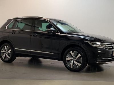 Zwart Occasion 2022 VW Tiguan Business+ SUV | € 28.895 (Super prijs)