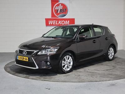 Lexus CT200h