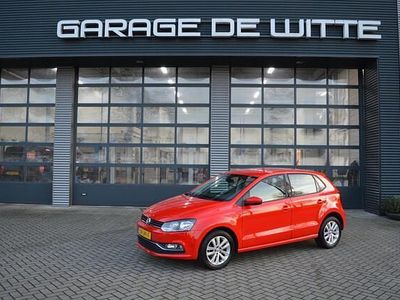 Rood Gebruikt 2015 VW Polo Comfortline Hatchback | € 12.950 (Eerlijke prijs)