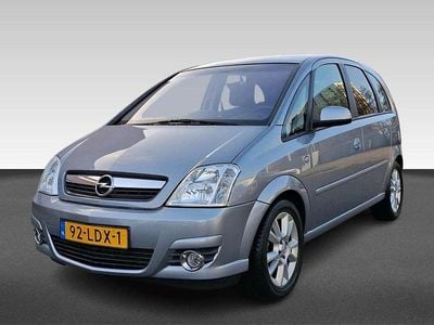 Grijs Gebruikt 2010 Opel Meriva Cosmo MPV | € 4.950 (Goede deal)