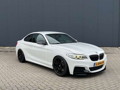 BMW M235