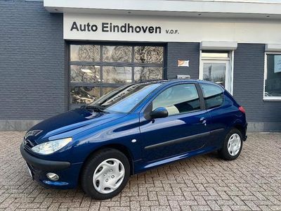 Occasion Peugeot 206 74 PK (54 kW) 2003