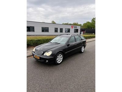 Mercedes C200