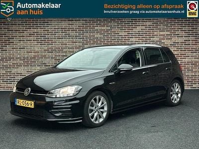 Zwart Occasion 2018 VW Golf VII Comfortline Hatchback | € 13.950 (Eerlijke prijs)