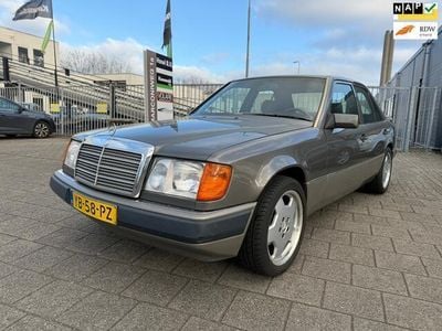 Occasion Mercedes 200 105 PK (77 kW) 1990 Grijs Sedan