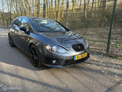 Grijs Occasion 2011 Seat Leon FR Hatchback | € 7.750 (Duur)