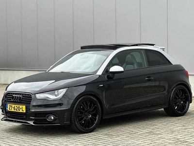 Zwart (metallic) Occasion 2011 Audi A1 S-Line Hatchback | € 10.900 (Duur)