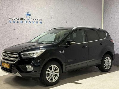 Zwart (metallic) Occasion 2019 Ford Kuga Titanium SUV | € 17.800 (Eerlijke prijs)