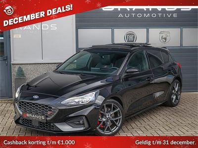 Zwart Occasion 2021 Ford Focus ST Hatchback | € 34.950 (Iets duurder)