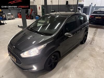 Grijs (metallic) Occasion 2016 Ford B-MAX Style MPV | € 12.950 (Duur)