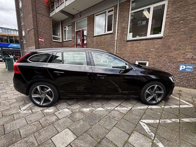 Zwart Occasion 2013 Volvo V60 Summum Stationwagen | € 7.500