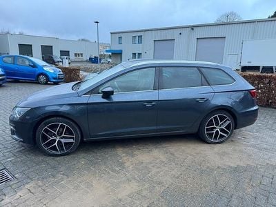 Grijs Occasion 2020 Seat Leon ST Business Stationwagen | € 14.250