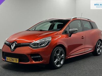 Rood Gebruikt 2015 Renault Clio GrandTour GT Stationwagen | € 6.500 (Goede deal)