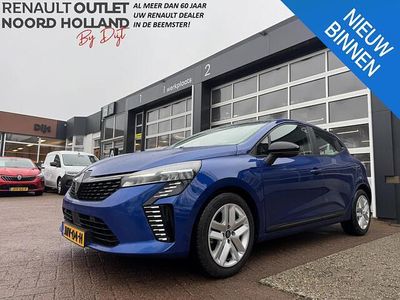 Blue iron (terqh) Gebruikt 2025 Renault Clio V Evolution Hatchback | € 19.390 (Eerlijke prijs)