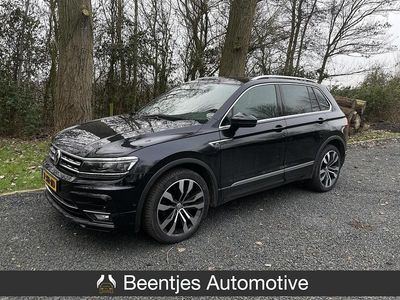 Zwart Occasion 2018 VW Tiguan Highline SUV | € 27.950 (Iets duurder)