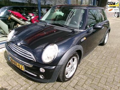 tweedehands Mini Cooper 1.6 Pepper automaat airco