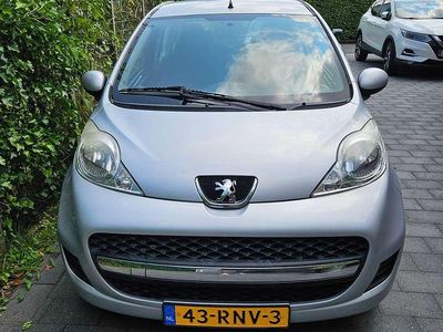 Grijs Gebruikt 2011 Peugeot 107 Hatchback | € 3.950 (Eerlijke prijs)