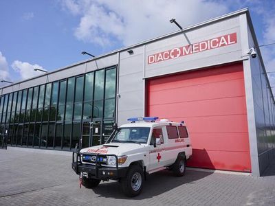 tweedehands Toyota Land Cruiser VDJ78L- AMBULANCE 4×4 - NEW IN STOCK AND DIRECT AVAILABLE !!! NEW IN STOCK - Only for sale outside the EU