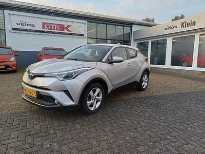 Grijs Gebruikt 2017 Toyota C-HR SUV | € 16.245 (Eerlijke prijs)