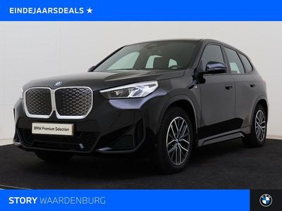 Saphirschwarz (donker zwart metallic) Gebruikt 2025 BMW iX1 Comfort Edition SUV | € 49.950