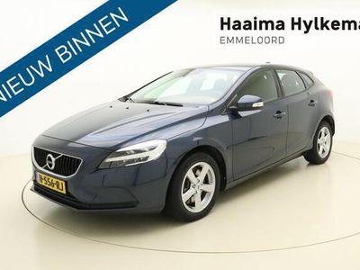 tweedehands Volvo V40 1.5 T2 Momentum | Automaat | Navigatie | Trekhaak |