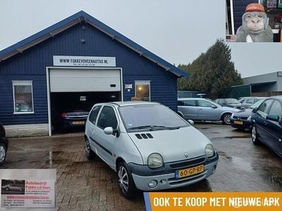 Occasion Renault Twingo 75 PK (55 kW) 2001 Grijs Hatchback