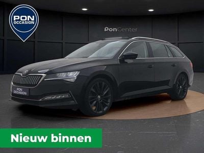 Zwart Gebruikt 2021 Skoda Superb Ambition Stationwagen | € 26.450 (Eerlijke prijs)