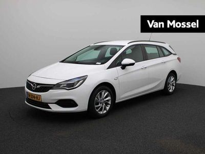 tweedehands Opel Astra Sports Tourer 1.2 Edition | Navighatie | Climate control | Parkeer sensoren | LMV | Camera |