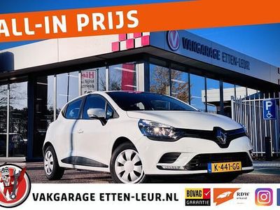 Wit (metallic) Occasion 2018 Renault Clio IV Zen Hatchback | € 8.985 (Iets duurder)