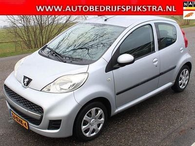 Grijs Gebruikt 2009 Peugeot 107 Hatchback | € 1.645 (Eerlijke prijs)