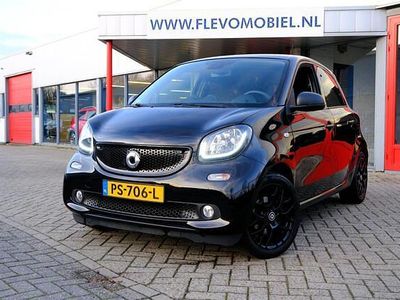 Zwart (metallic) Occasion 2017 Smart ForFour Prime Hatchback | € 8.450 (Eerlijke prijs)