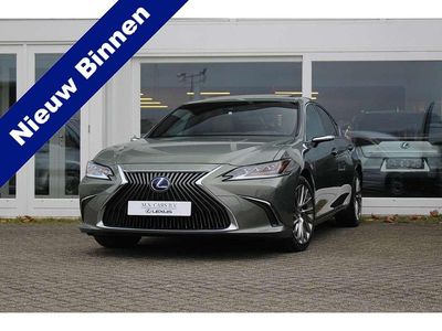 Groen Occasion 2021 Lexus ES300 President Line Sedan | € 39.960