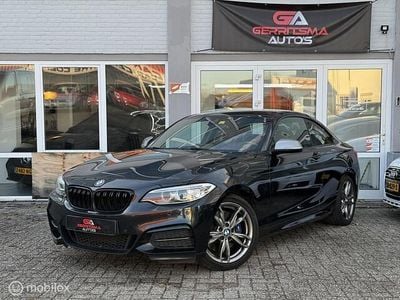 Zwart (metallic) Occasion 2016 BMW M240 Executive Coupé | € 25.950
