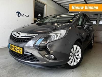 Grijs, metallic lak Occasion 2014 Opel Zafira Tourer Design Edition MPV | € 5.295