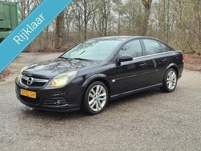 Occasion Opel Vectra GTS 140 PK (102 kW) 2008 Zwart Hatchback