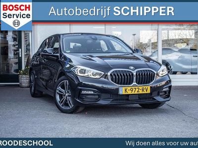 Zwart Gebruikt 2021 BMW 118 Executive Hatchback | € 22.950 (Eerlijke prijs)