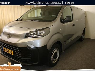 Iron silver metallic (zilver metallic) Occasion 2024 Toyota Proace MPV | € 28.602 (Iets duurder)