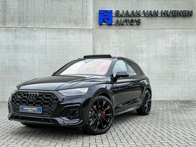 Zwart (metallic) Occasion 2025 Audi Q5 Competition SUV | € 72.950